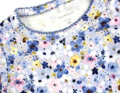 Name It chambray blue blomstret body